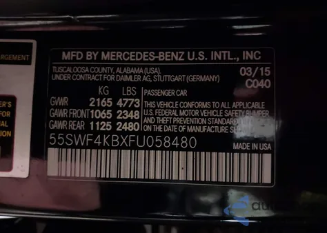 2015 Mercedes-Benz C-Class C 300 z USA, uszkodzony, nr VIN 55SWF4KBXFU058480